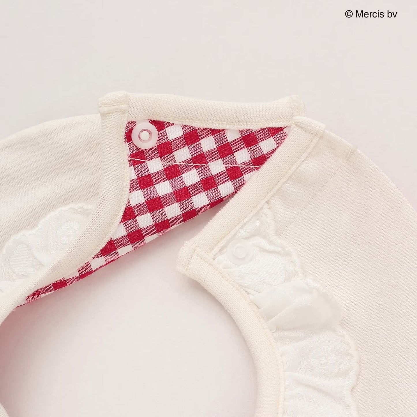 [petit main] Baby Miffy Flower Embroidered Bib