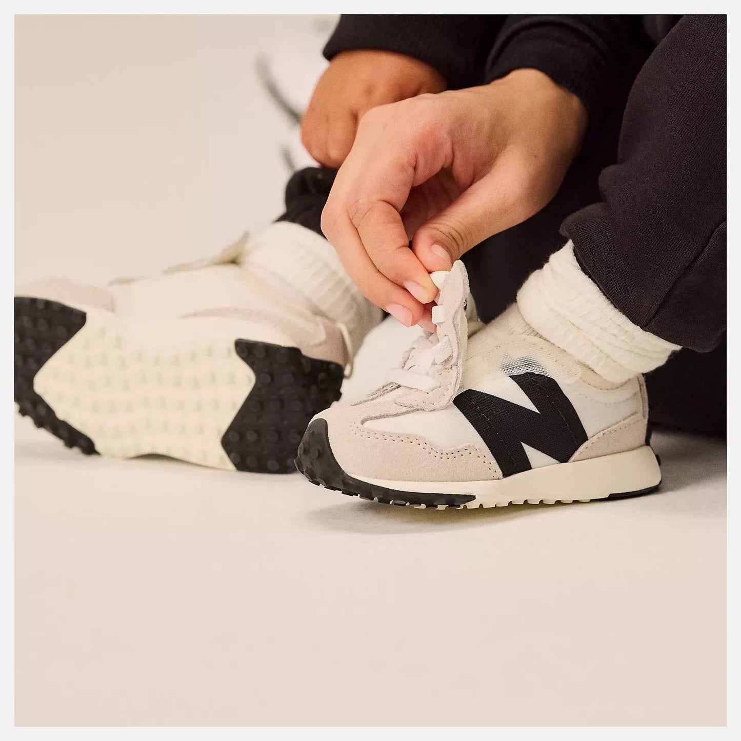 [New Balance] 베이비 327 NEW-B  HOOK AND LOOP (120-140)